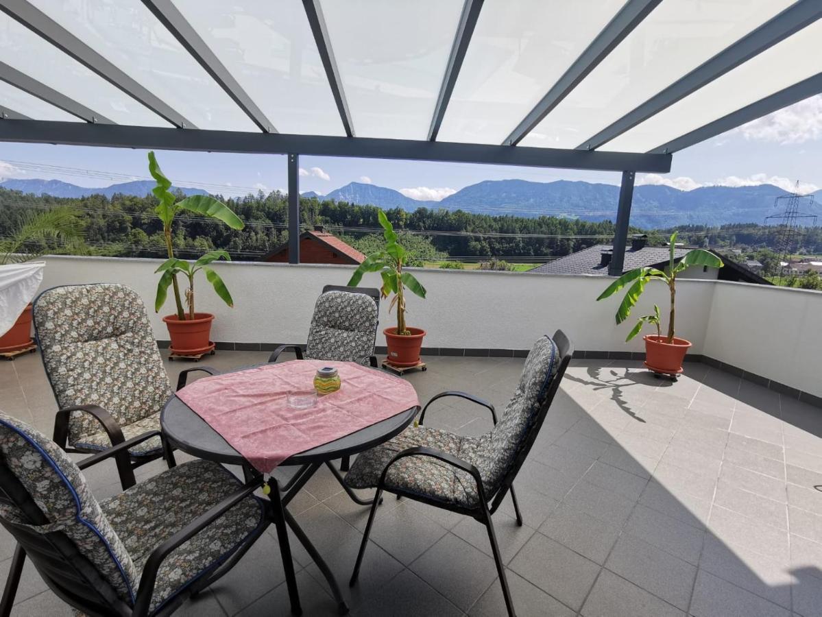 Ferienwohnung Dani Kottmannsdorf エクステリア 写真