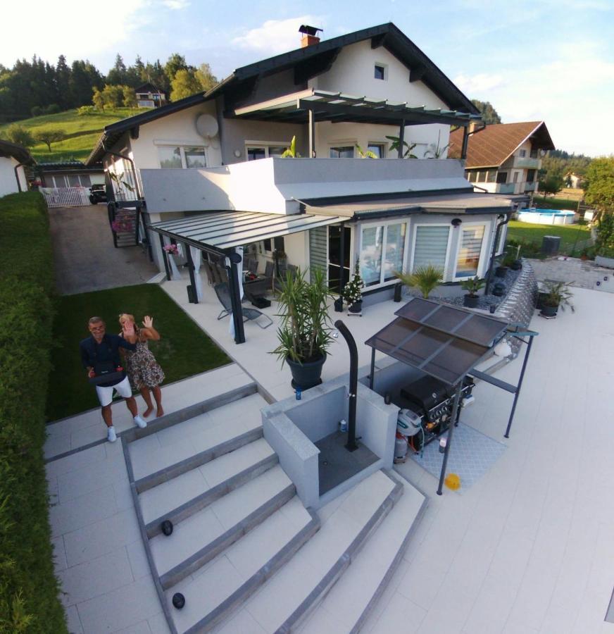 Ferienwohnung Dani Kottmannsdorf エクステリア 写真