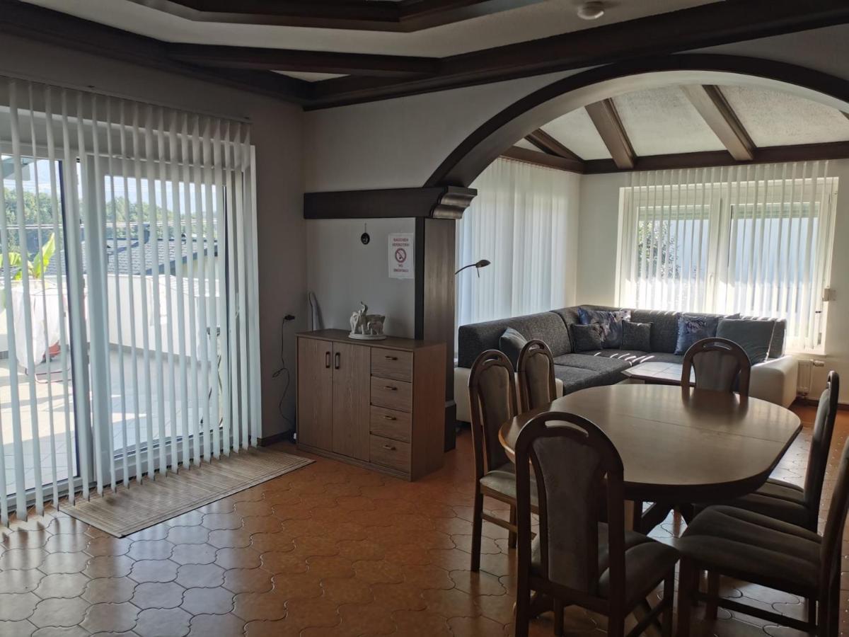 Ferienwohnung Dani Kottmannsdorf エクステリア 写真