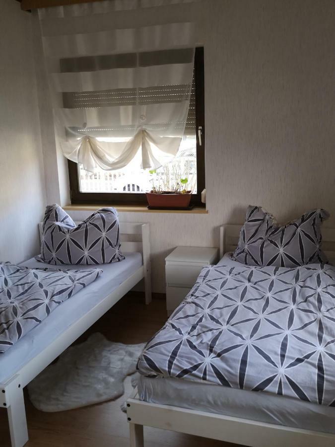Ferienwohnung Dani Kottmannsdorf エクステリア 写真
